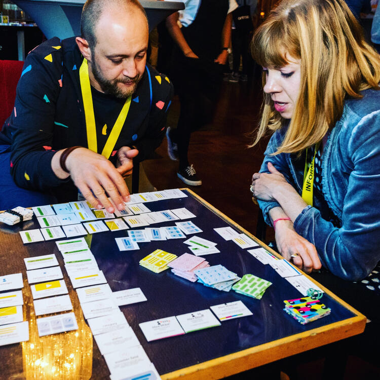 MobXConf - playing Object Oriented Design Game with Sophia V